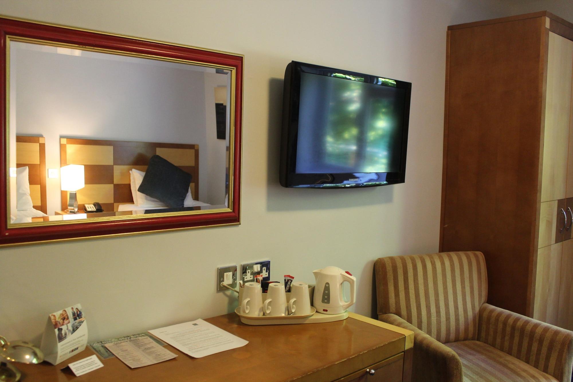 Quality Hotel Ковънтри Екстериор снимка